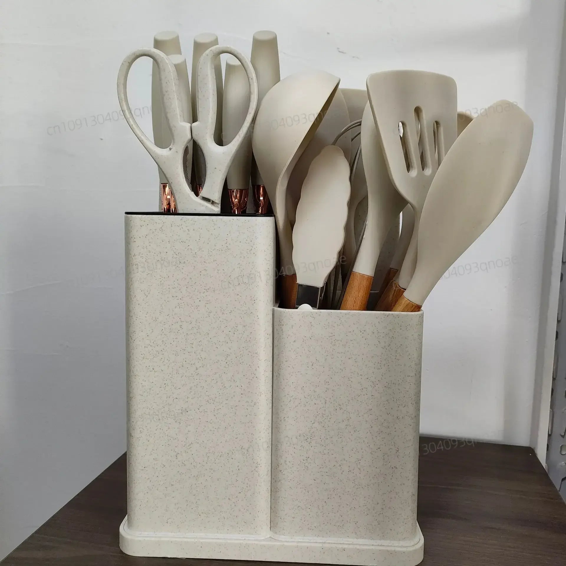 19 Advanced Silicone Kitchenware Sets Equipped with Wooden Handles